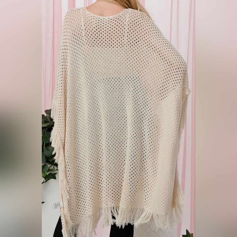 Fiore Knit Fringe Poncho Cream Oversized - Picture 4 of 8